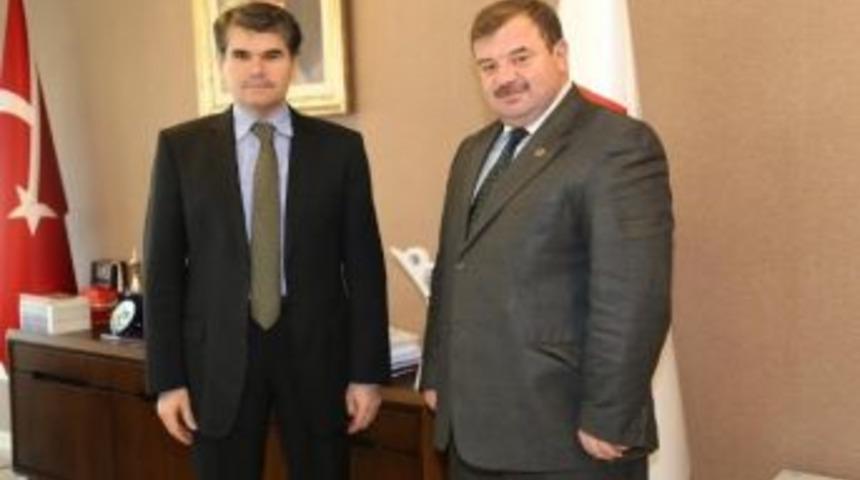 Başkan Torun&rsquo;dan Yılın Başarılı B&uuml;rokratına Ziyaret