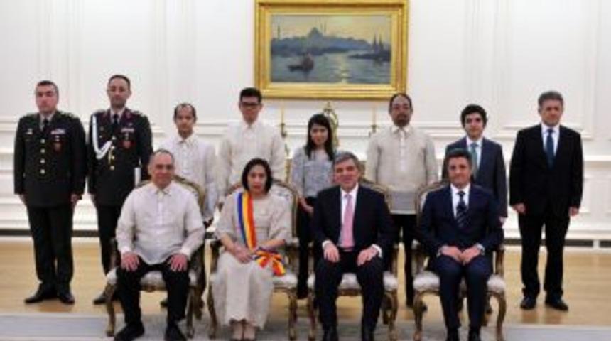 Zambiya B&uuml;y&uuml;kel&ccedil;isi'nden Cumhurbaşkanı G&uuml;l&rsquo;e G&uuml;ven Mektubu