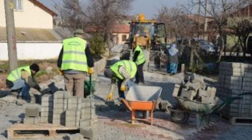 Kartepe&rsquo;de Parke &Ccedil;alışması S&uuml;r&uuml;yor