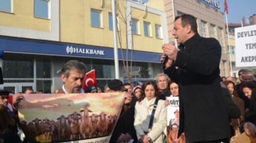 CHP'liler Bolu'da Yolsuzluğa Tepki G&ouml;sterdi