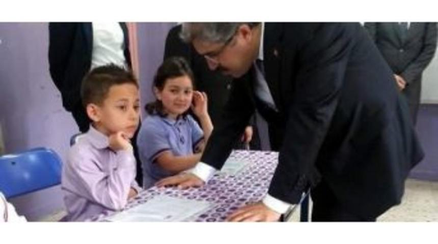 B&uuml; 5 Bin Kitap Dağıtacak