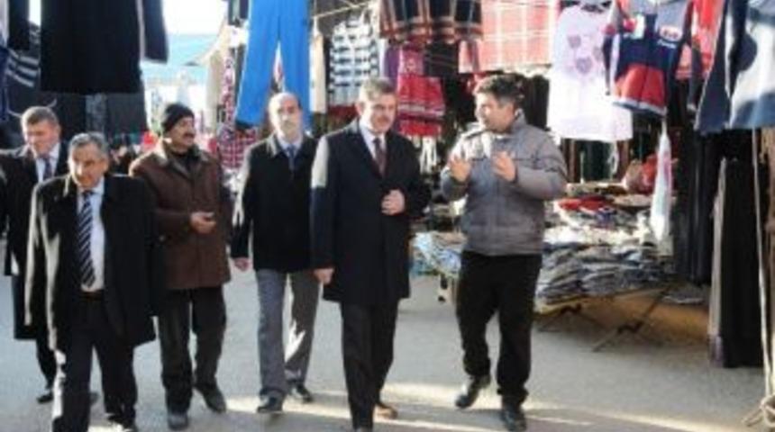 Aydınlı Pazarı Dolaştı