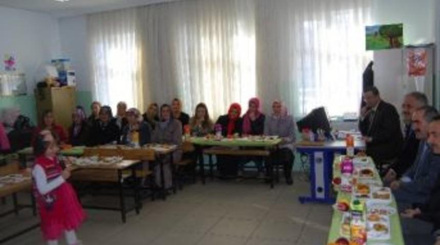 Kızılcahamam&rsquo;da Yerli Malı Haftası Etkinliği