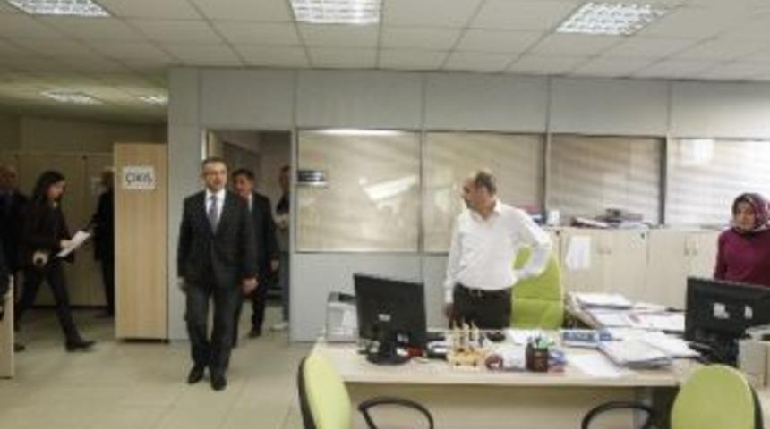 Başkan K&ouml;şker, Belediye Birimlerini Ziyaret Etti