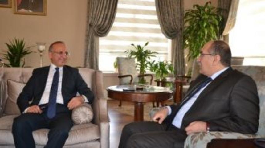 Bitlis Ve Manisa Valileri T&uuml;rkiye Ulusal Jeopark Yapılanması İ&ccedil;in Biraraya Geldi