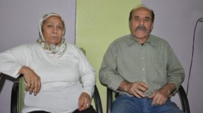 (&ouml;zel Haber) Gurbet&ccedil;i Aile "&ouml;ld&uuml;" Denilen Oğlunu Arıyor