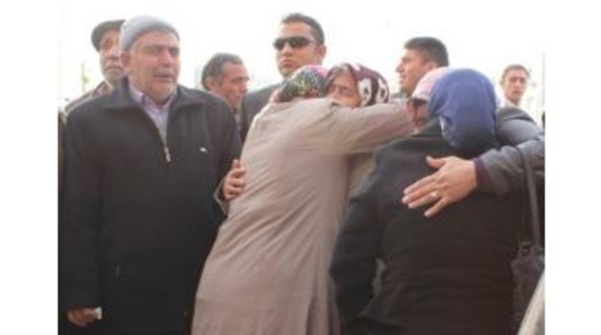 Şehit Cenazeleri Askeri Hastaneye Doğru Yola &Ccedil;ıktı