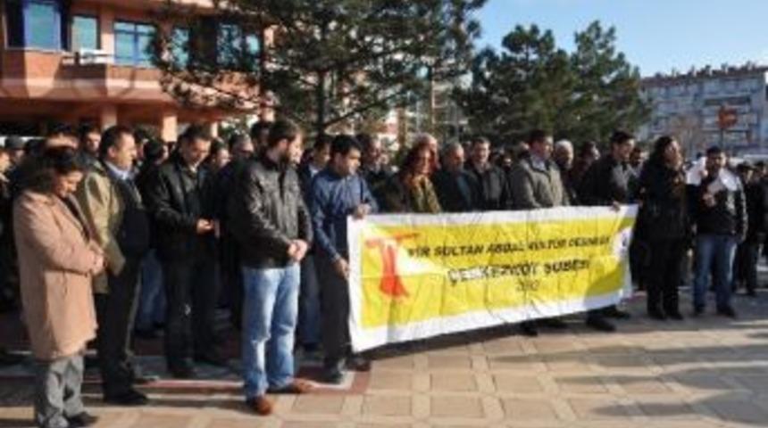 Pir Sultan Abdal Derneği &Ccedil;erkezk&ouml;y Şube &Uuml;yeleri: &ldquo;maraş Katliamı Alevilere Değil, İnsanlığa Karşı Yapılmıştır&rdquo;