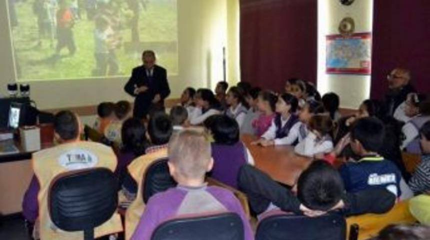 Aydın&rsquo;da &lsquo;bademler &Ccedil;i&ccedil;ek A&ccedil;acak&rsquo; Projesi Devam Ediyor