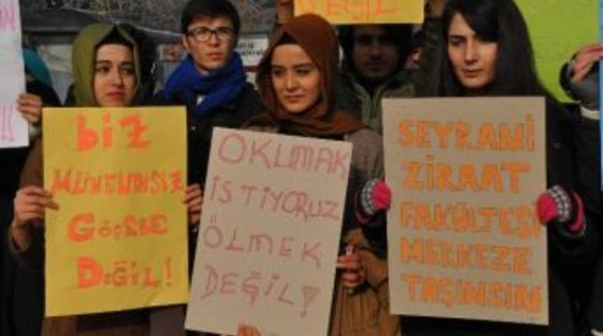 Ziraat Fak&uuml;ltesi &Ouml;ğrencilerinden Eylem