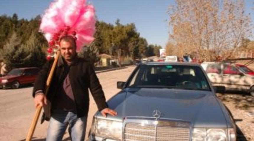 Bu Da Mercedesli Pamuk Şekerci