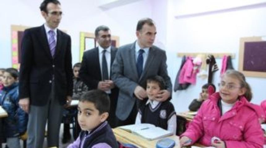 İl Sağlık Müdürlüğü’nden Kardeş Okula Tadilat...