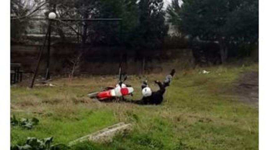 Acemi S&uuml;r&uuml;c&uuml;n&uuml;n Motorla İmtihanı