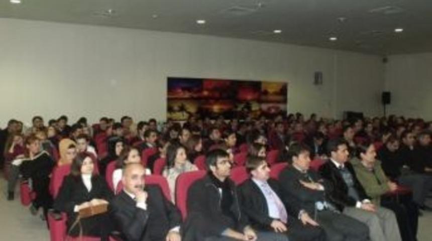 Milli Eğitim M&uuml;d&uuml;r&uuml; Yakup Sarı &Ouml;ğrencilere Sahip &Ccedil;ıktı