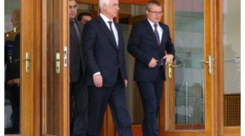 Derviş Eroğlu İstanbul&rsquo;da