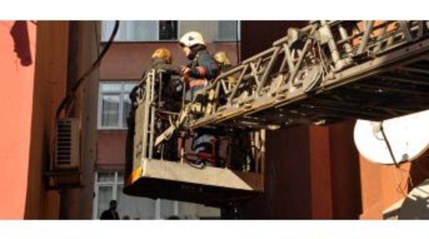 Televizyon T&uuml;p&uuml;n&uuml;n Patladığı Yangında Can Pazarı