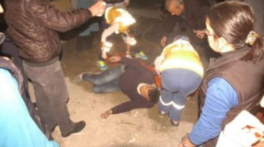 İnşaattan D&uuml;şen Gen&ccedil; Ağır Yaralandı