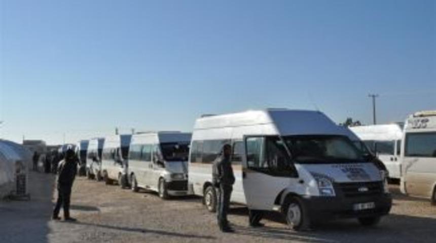 Bombardımandan Ka&ccedil;an Y&uuml;zlerce Suriyeli Şanlıurfa&rsquo;ya Sığındı