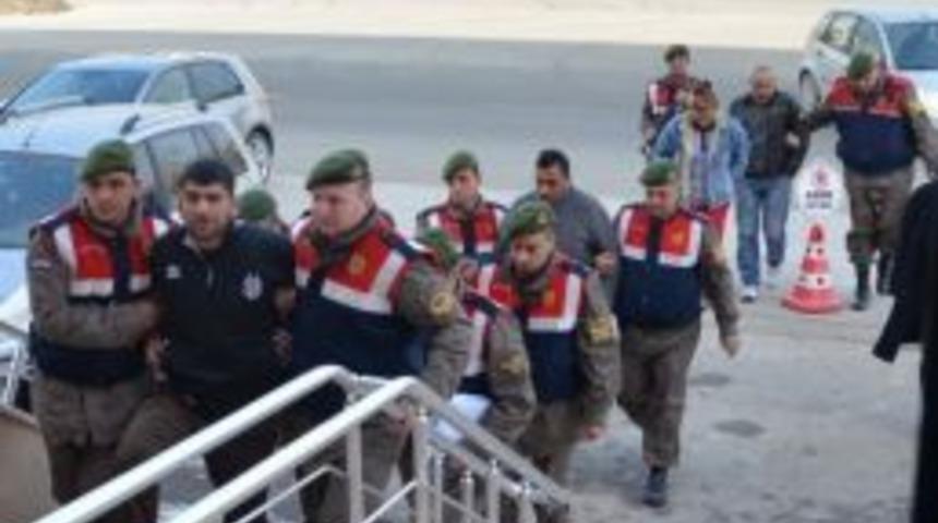 Bilecik'te Kablo Hırsızları Yakalandı