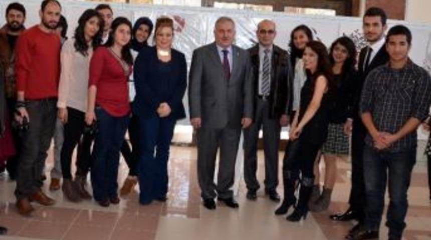 &Uuml;niversite &Ouml;ğrencilerinden &lsquo;yazı&rsquo; Sergisi