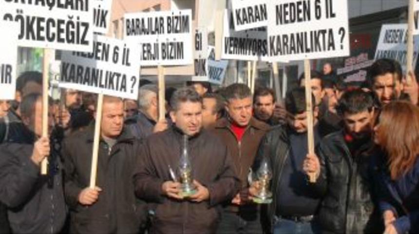 Esnaftan 'gaz Lambalı' Eylem