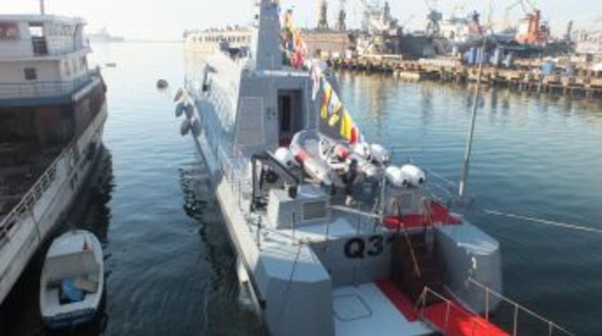 Sınıfının En Hızlı H&uuml;cumbotu Denize Indi