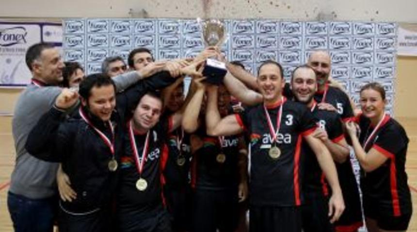 Şirketler Voleybol Ligi Sonunda Avea Ve Yapı Kredi Bankası Şampiyon Oldu