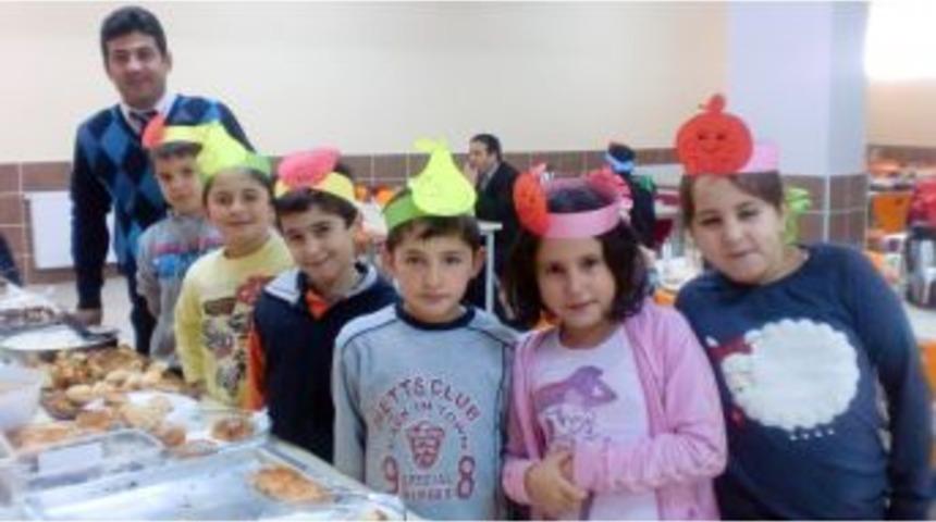 Irmak Koleji'nden T&uuml;rk Malları Haftası Kutlaması