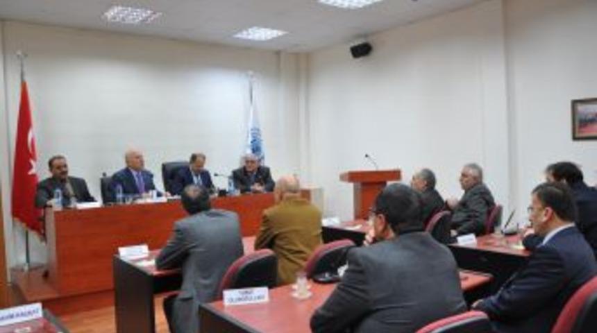 Sekmen, Ticaret Borsası'nı Ziyaret Etti