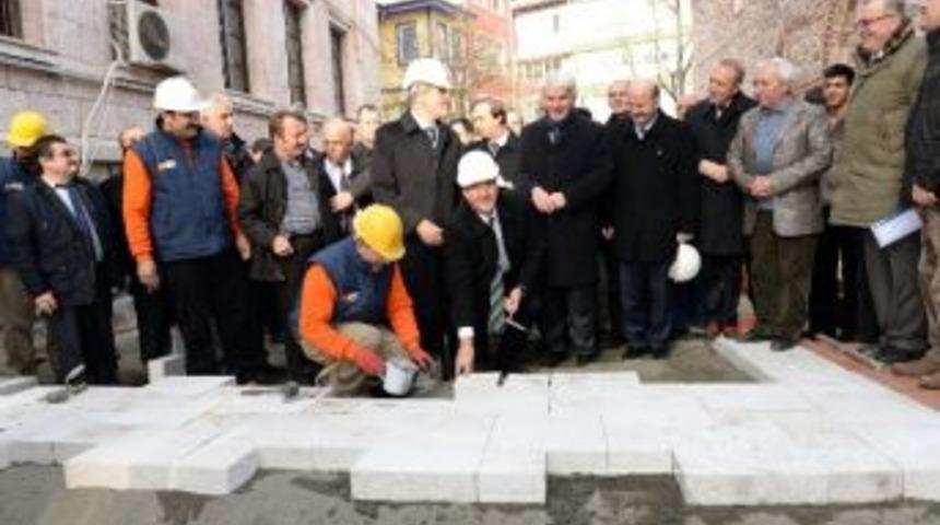 &Uuml;nl&uuml; Cadde Eski İhtişamına Kavuşuyor