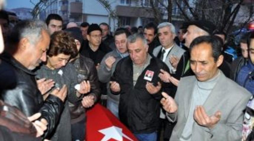 Şehit Erin Cenazesi Balıkesir&rsquo;e Getirildi