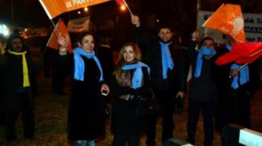 Binler Başbakan Erdoğan&rsquo;ı Bekliyor