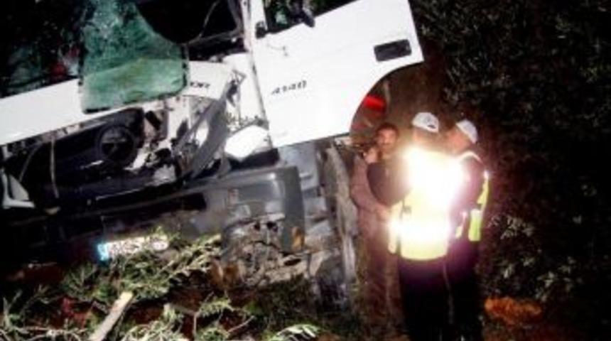 Burhaniye&rsquo;de Trafik Kazası: 1 Yaralı