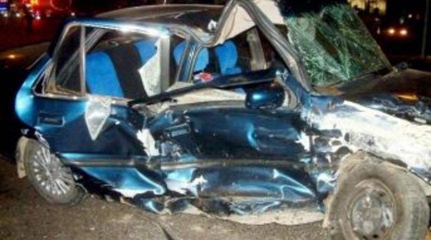 Balıkesir&rsquo;de Trafik Kazası: 2 Yaralı