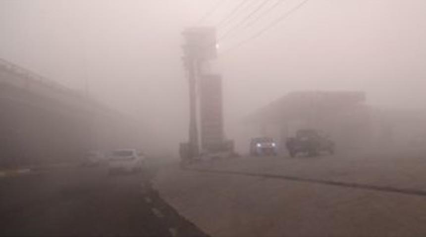 Diyarbakır&rsquo;da Etkili Olan Sis Hayatı Olumsuz Etkiliyor
