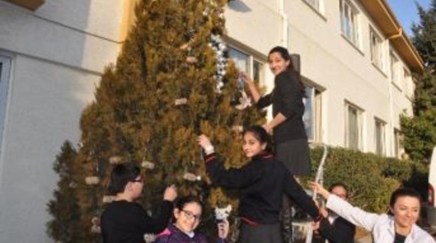 Alkışlar, Kuşlar A&ccedil; Kalmasın Diyen Gkv&rsquo;lilere