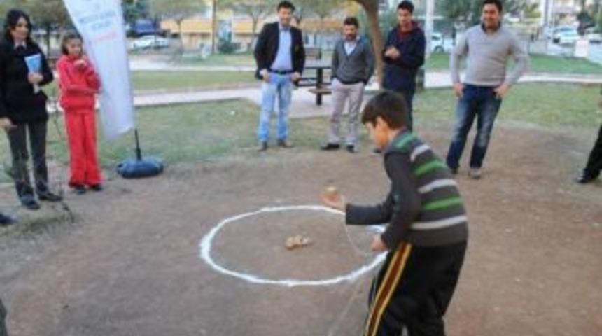 Gençlerden Topaç Yarışması