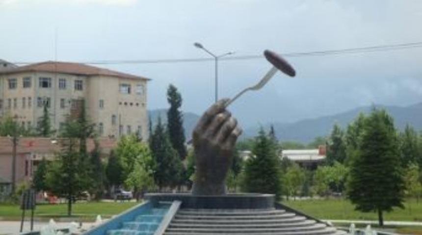 İneg&ouml;l&rsquo;de Yılbaşı Hazırlıkları