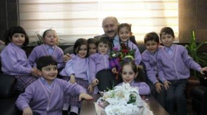 Minik &Ouml;ğrencilerden Belediye Başkanı Polat'a Teşekk&uuml;r Ziyareti
