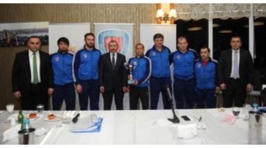 İsmail Erdem: "hedefimiz Bin Lisanslı Sporcu"