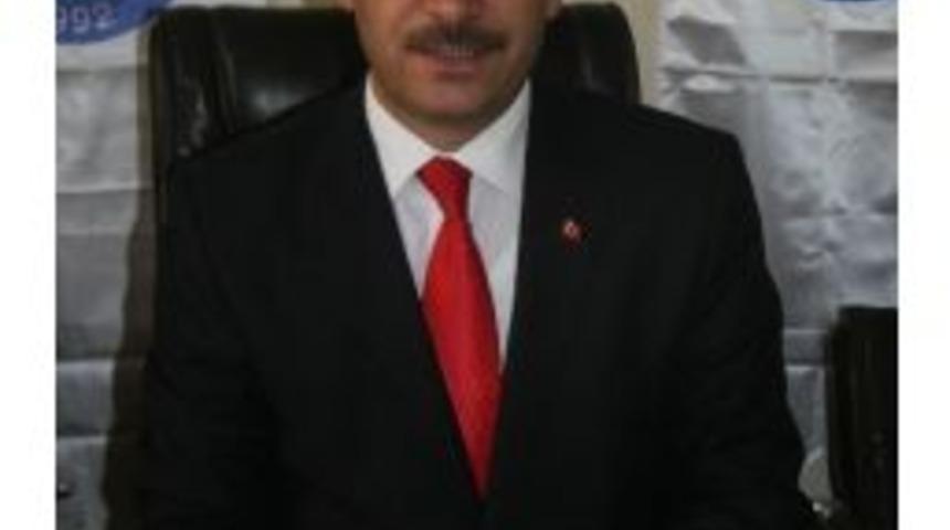&Uuml;niversitede &Ccedil;alışanların &Ouml;zl&uuml;k Haklarının İyileştirilmesi İstendi