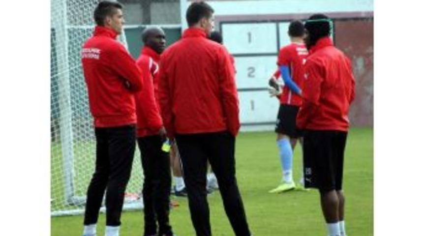 Samet Aybaba: "trabzonspor&rsquo;dan Puan Almak İ&ccedil;in Her Şeyi Yapacağız"