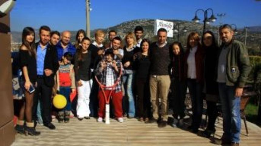 Tenis&ccedil;iler Kahvaltıda Buluştu