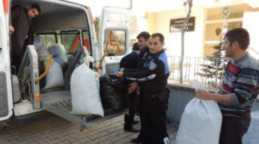 Engelliler İ&ccedil;in 250 Kilo Mavi Kapak Toplandı