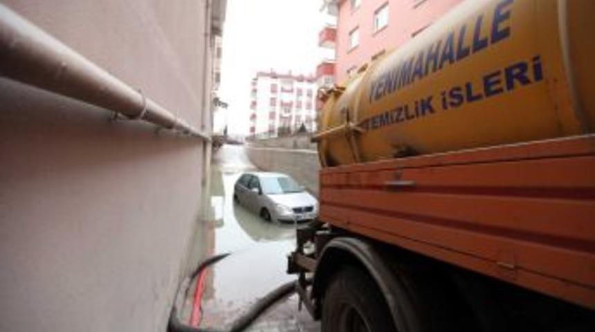 Mehmet Akif Mahallesi Sular Altında