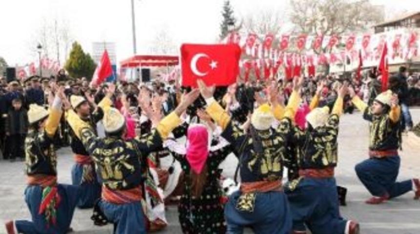 G&uuml;zelbey: &ldquo;ge&ccedil;mişimizi Unutmadan Geleceğimizi D&uuml;ş&uuml;nmeliyiz&rdquo;