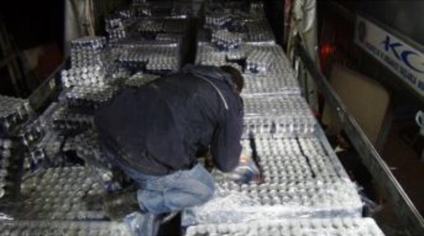 Enerji İ&ccedil;eceklerinin Arasında 77 Bin 830 Paket Sigara Ele Ge&ccedil;irildi