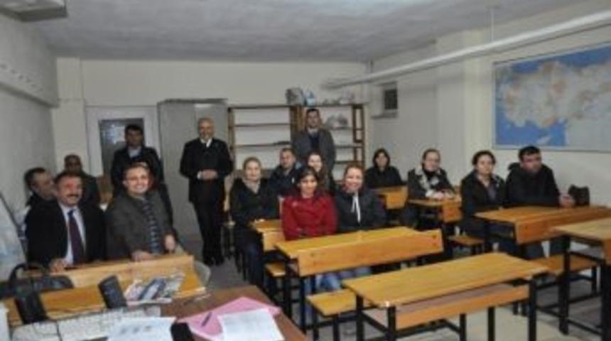 İş G&uuml;venliği Ve İş&ccedil;i Sağlığı Kursunu Bitirdiler