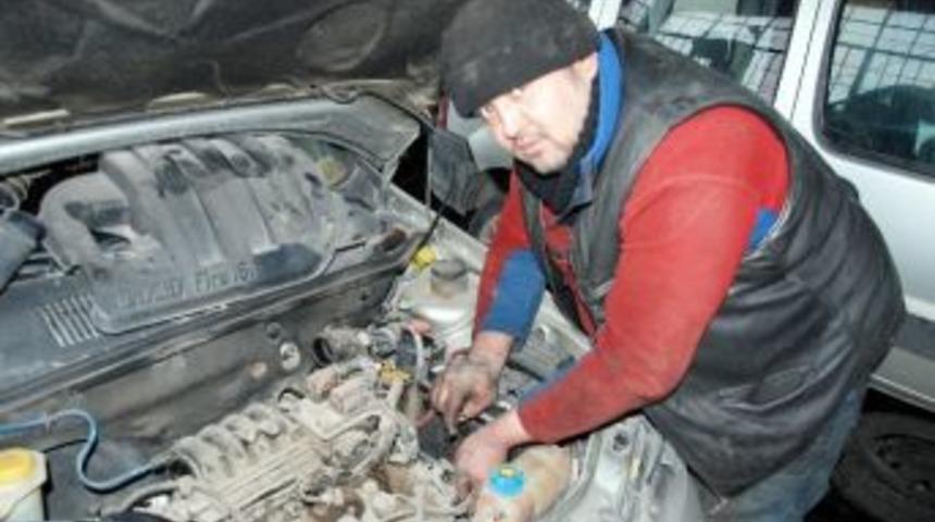 Hava Şartları Sanayi Esnafının Y&uuml;z&uuml;n&uuml; G&uuml;ld&uuml;r&uuml;yor