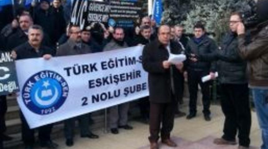 T&uuml;rk Eğitim-sen 2 No'lu Şube Başkanı G&uuml;rol Yer: